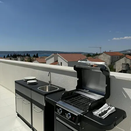 Penthouse Castel Apartman *