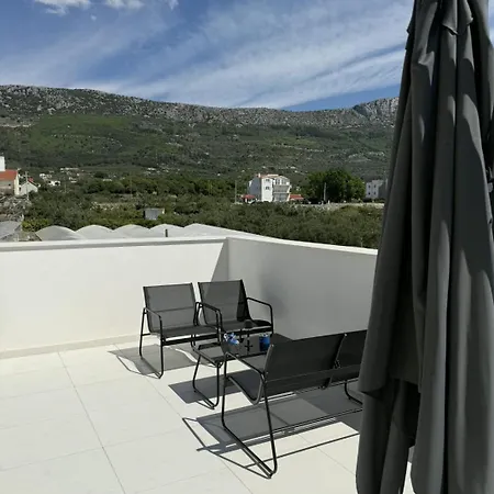 Penthouse Castel Kastela