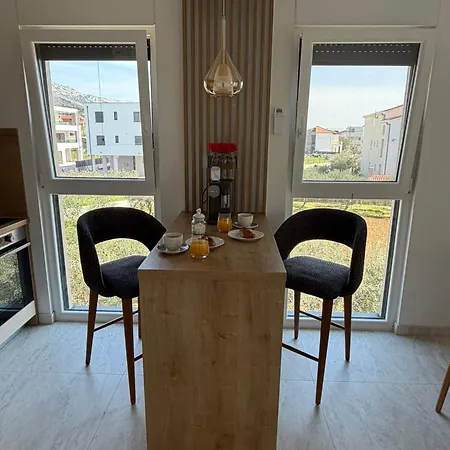 Penthouse Castel *