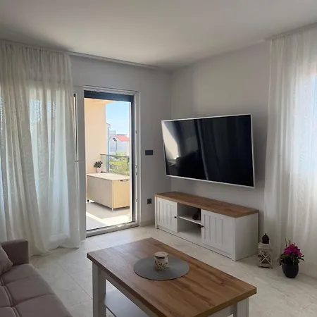 Penthouse Castel
